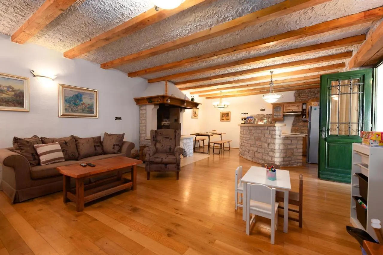 Villa Cala Žminj 0*,  Croazia